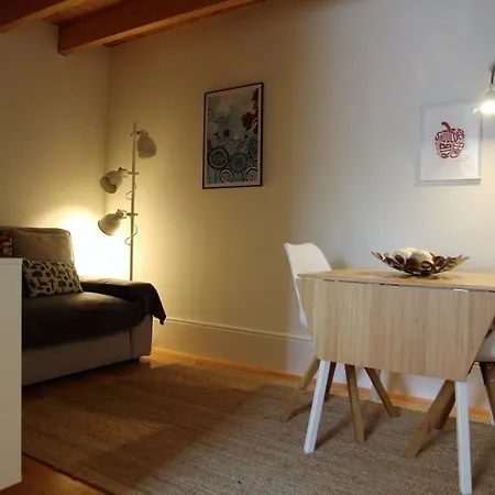 Apartment House / Casa